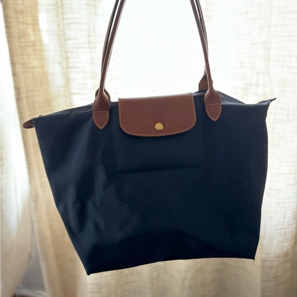 LongChamp Tote - Picture 1 of 5